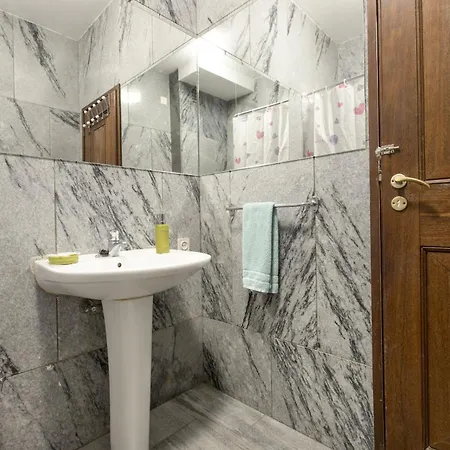 Lv Premier Apartments Clerigos-Re2 Порту